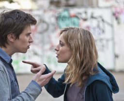 Voc age como me do seu marido?